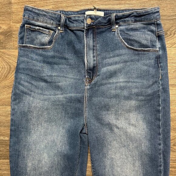 RISEN JEANS Women's Size 2XL Blue High Rise Curved Balloon Jeans Stretch - Picture 3 of 13